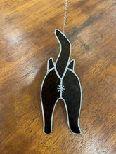 Load image into Gallery viewer, A 🐈🐈⬛ Cheeky Cat 2.0 Black cat / Ginger cat butt Suncatcher Stained Glass | PidegoArt