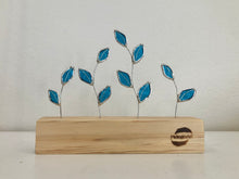 Load image into Gallery viewer, A Stained Glass Leaf suncatcher stand | Moe | PidegoArt